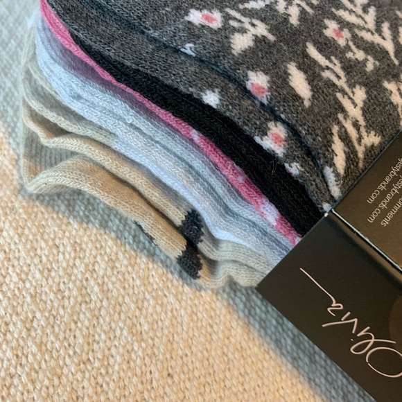 ❤️Sam & Olivia Floral and Solid Ankle Socks, 6 Pairs, NEW Shoe Size 4-10 - Picture 10 of 13